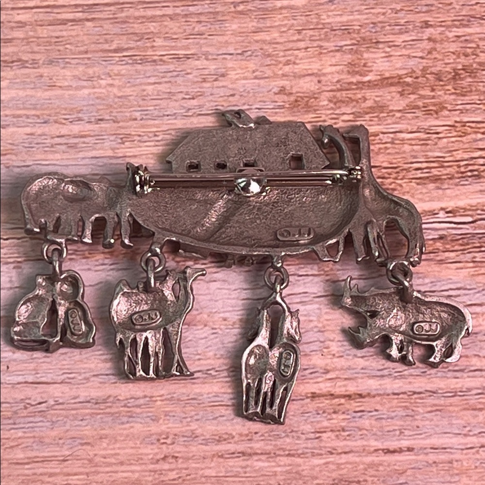 JJ Silver Noah's Ark Animal Brooch - Picture 8 of 10